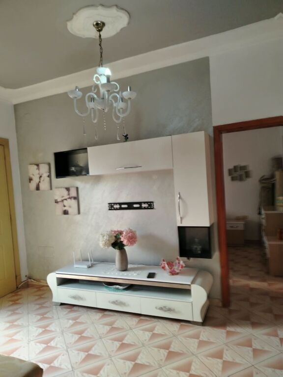 Jepet apartament 2+1 me qera