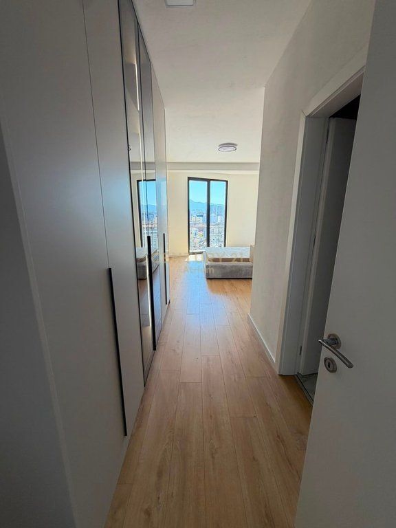 Apartament Premium 3+1+Post Parkimi me Qera, Mine Peza
