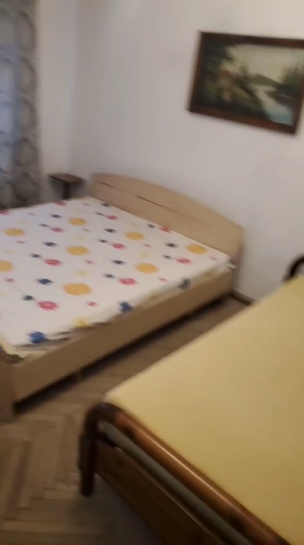 Apartament 2+1 me Qira te Medreseja Tirane