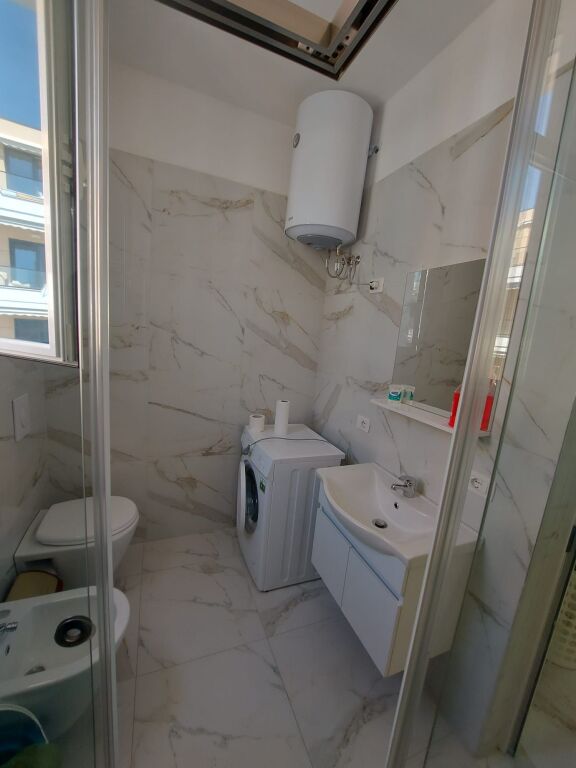 🏠 Appartamento 1+1 in Affitto – Shkëmbi i Kavajës