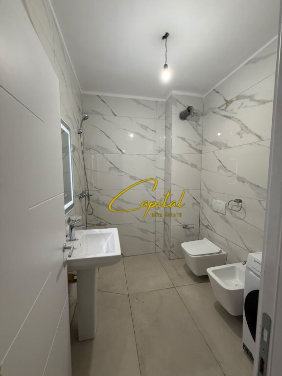 APARTAMENT ME QIRA 1+1 BULEVARDI I RI 55.000 LEKE