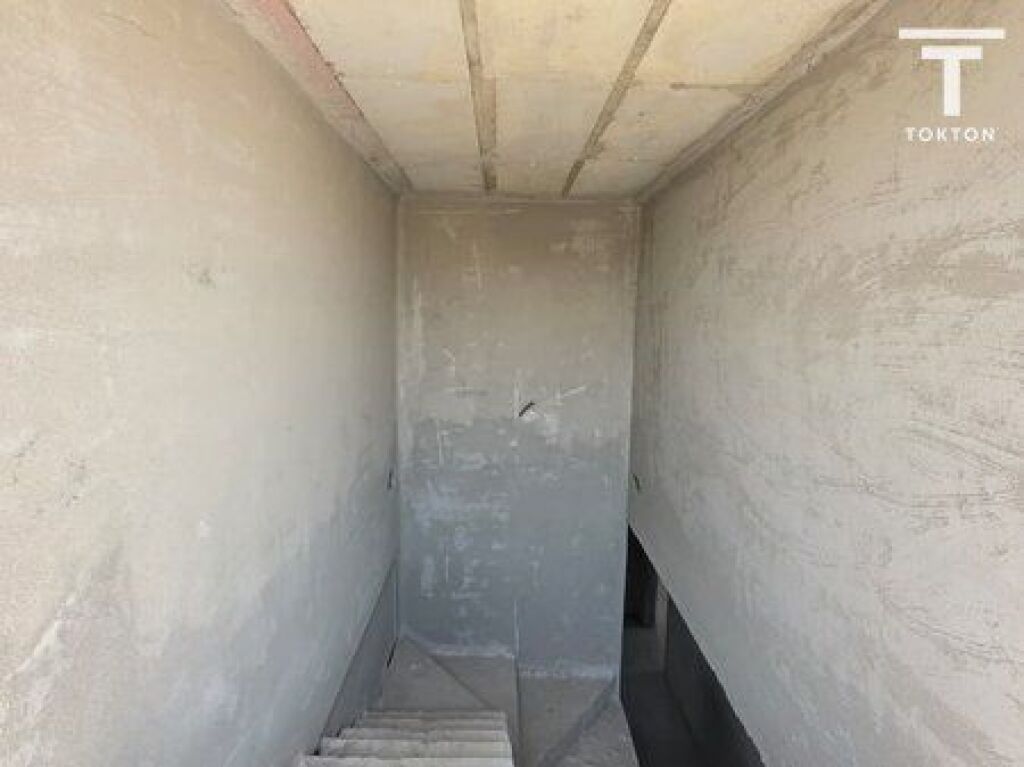 SHITET, VILË INDIVIDUALE, SHKOZË, TIRANË