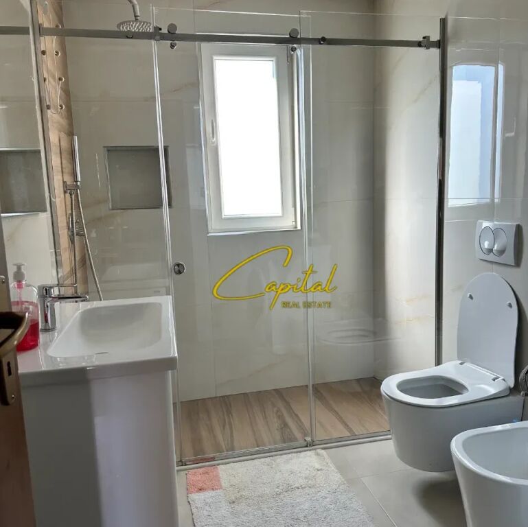 APARTAMENT ME QIRA 2+1 BRRYLI 650 EURO