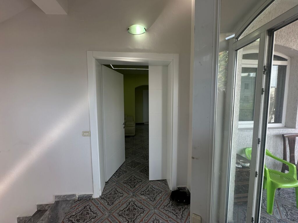For rent 3+1 kari 2 villas Former Customs