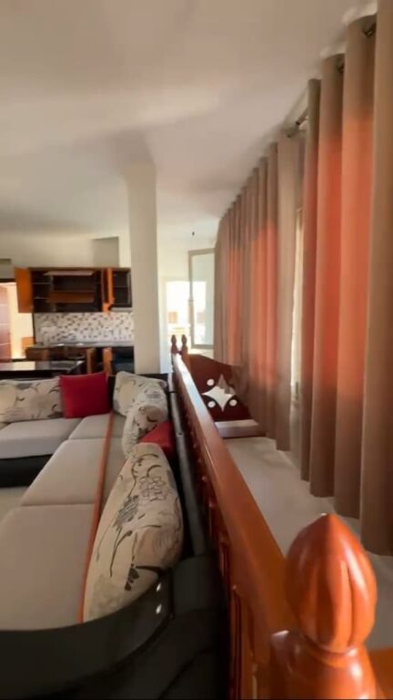 Qera | Vilë 3 + 1 | Jordan Misja | 500 €/muaj