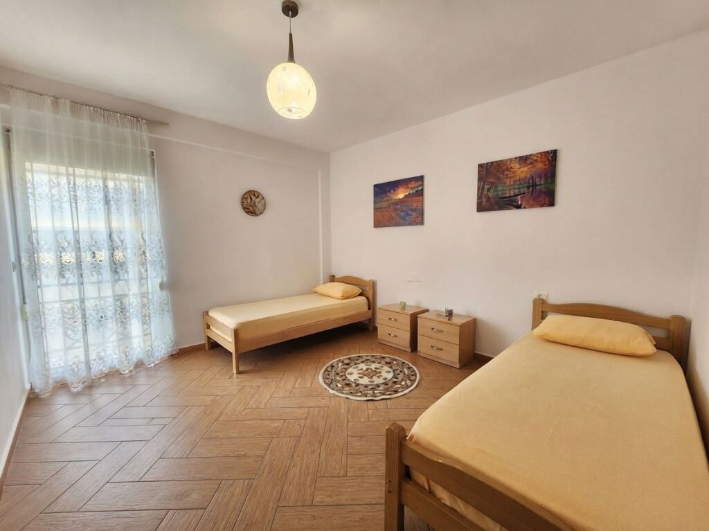 Vendesi Appartamento 2+1+2 a Selvia