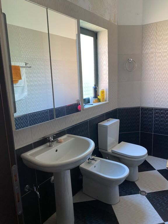 Shitet Apartament 2+1+2+Bllk  📍Unaze,Afer Collakut