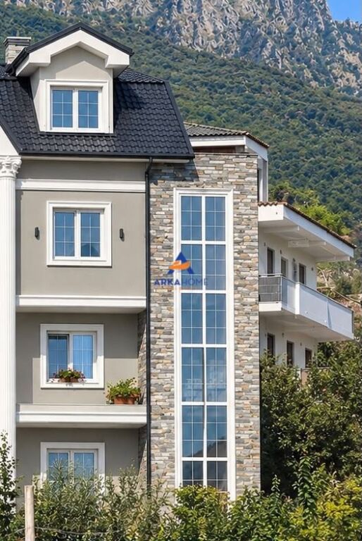 SHITET VILE 4-KATESHE NE " SHKOZE " 980,000 EURO I DISKUTUSHEM