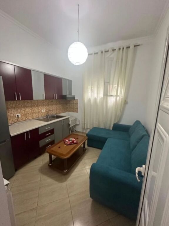 Rent | Shtëpi private 1 + 1 | Vilat Gjermane | 300 €/month