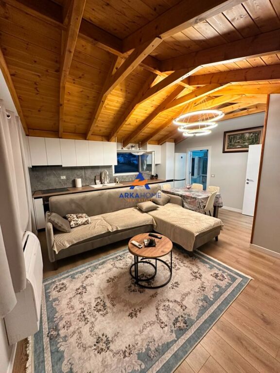 AFFITTASI CASA PRIVATA " VILLETTE AMERICANE " 50.000 LEKE