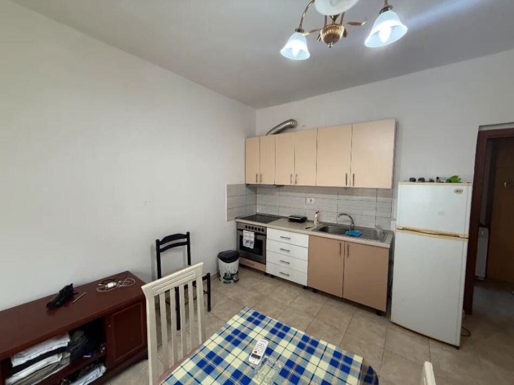 APARTAMENT 1+1 35,000 LEKE LAPRAKE