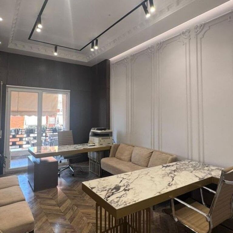 🏢 OFFICE FOR RENT – GOLDEN PARK 3 | NEAR KAVAJË ROAD