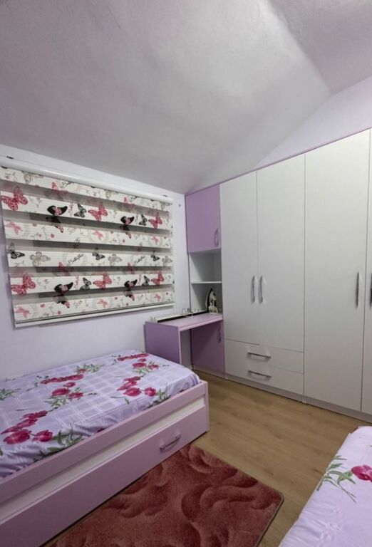 Jepet me qera apartamenti 2+1