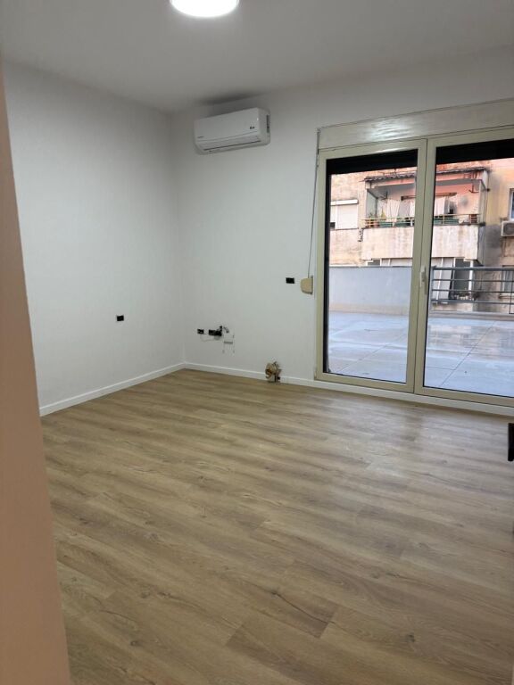 Office for rent near LSI