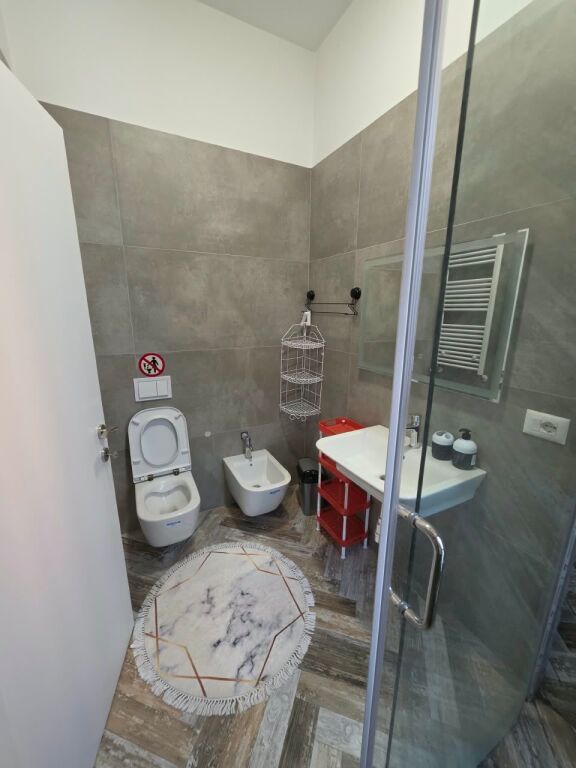 For Rent: 3+1+2 Bathrooms + 1 Parking Space 📍Square 21 Complex⚜️ (Kavaja Street - Near 21 Dhjetori) || Building Year 2021 - 5th Floor - Storage 45m² | €1300/Month