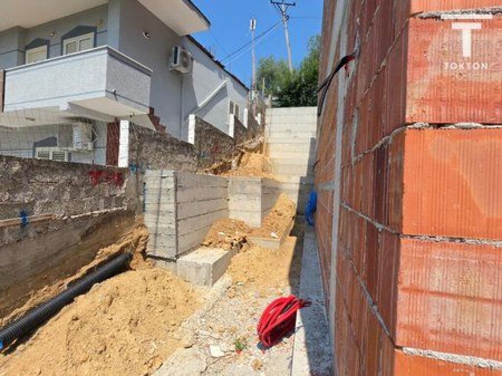 SHITET, VILË INDIVIDUALE, SHKOZË, TIRANË