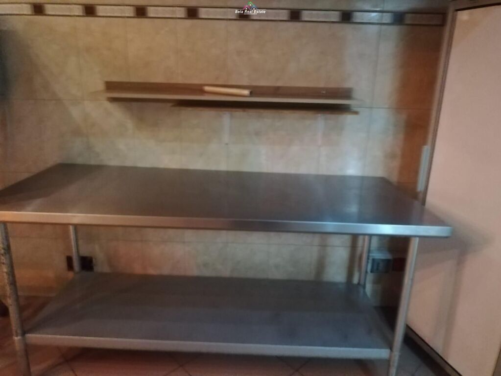Lokal-Piceri Jepet Me Qera Tek Myslym Shyri (ID BL226) Tirane