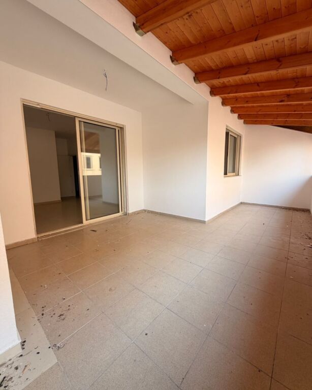 Shitet Apartament 2+1+2 me Verande – Pranë Ish-Urt, Durrës