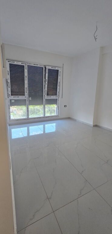 Office for Rent 2+1 Near the New Boulevard (ID BZ21054) Tirana