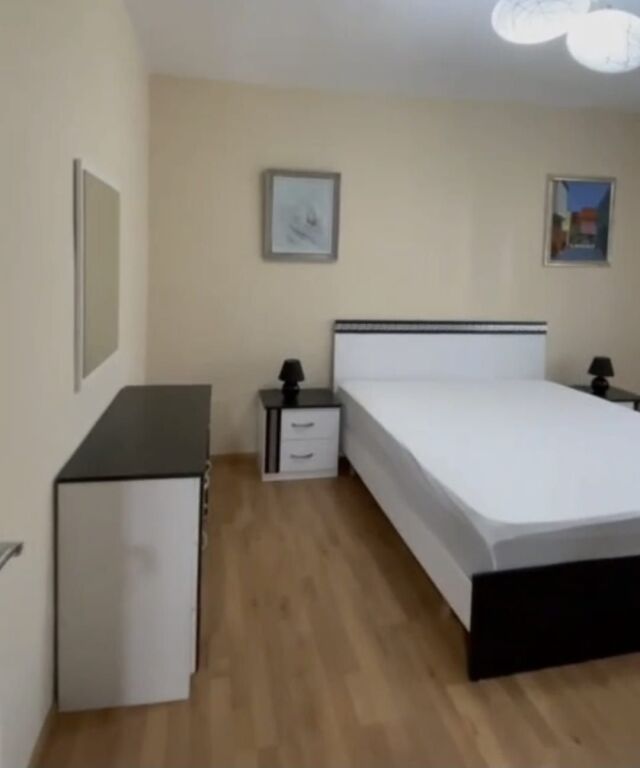 Jepet apartament 2+1 me qira tek Rruga e Durresit , prane Hotel Eden .