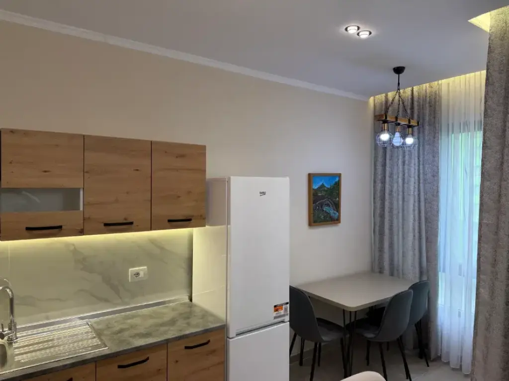 Qera | Apartament 1 + 1+ Bllk | 5 Maji | 520 €/muaj