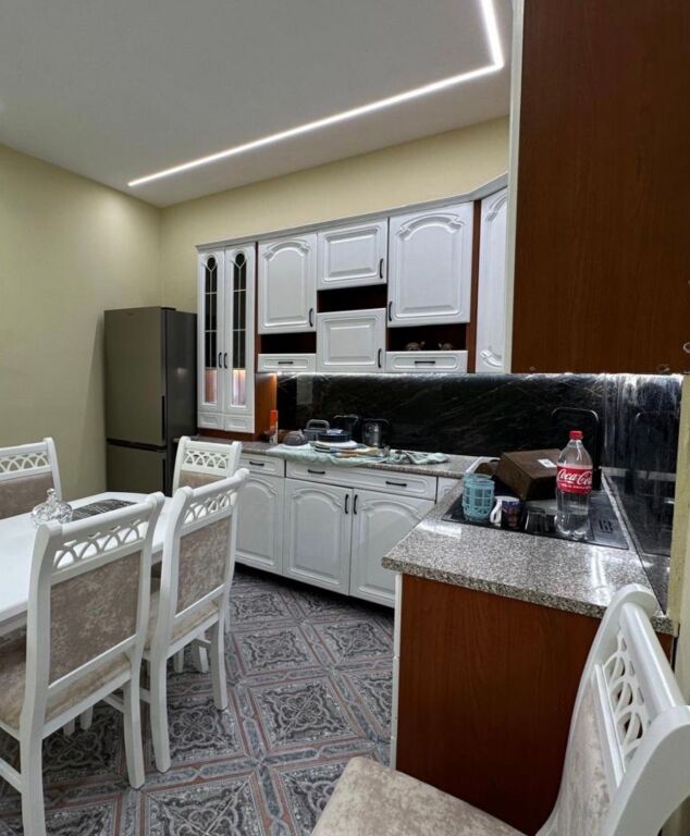 Apartament me qera 2+1+ parkim  Ish Sheshi Shqiponja