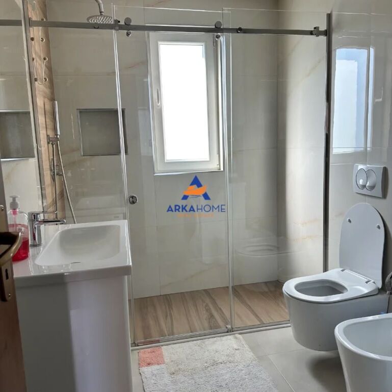 JEPET ME QERA APARTAMENT 2+1 + BALLKON " BRRYLI " 650 €