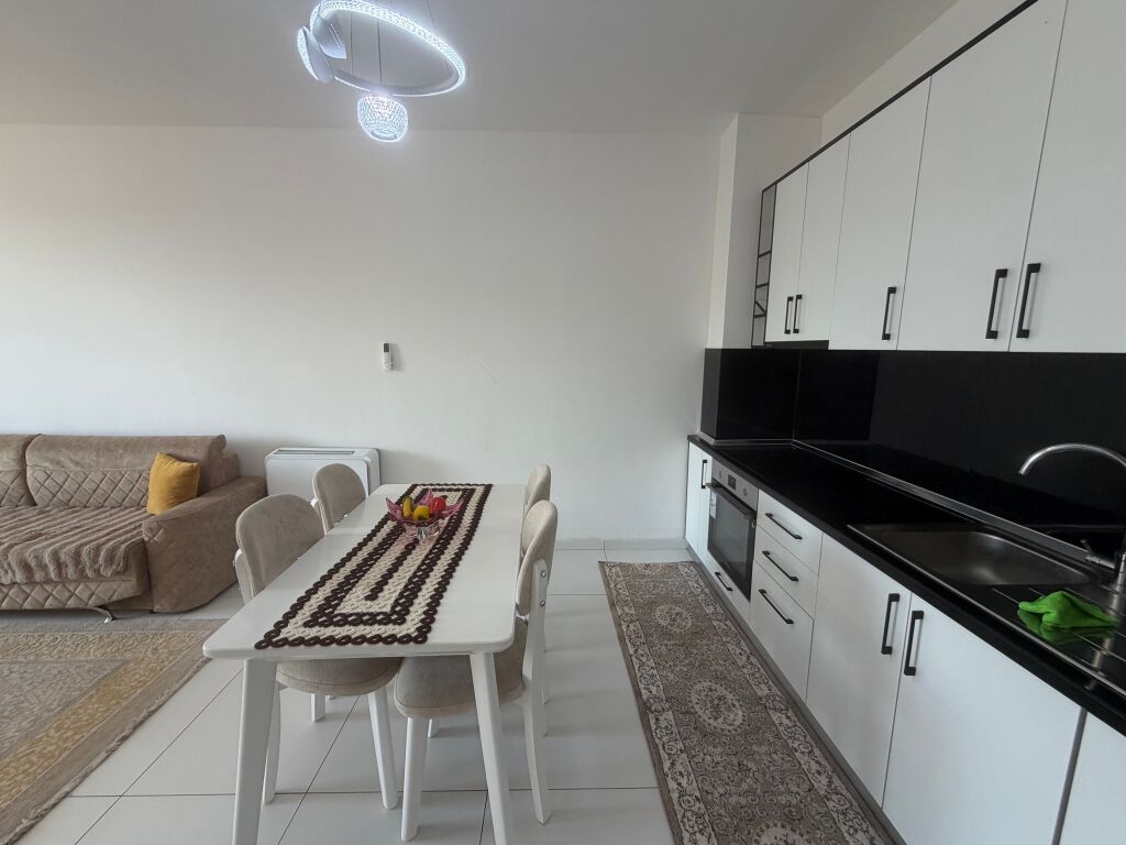 1+1, in Paskuqan near the school, the Prizren connection, 400 thousand leke