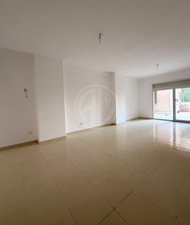 Shitet Apartament 2+1+2 me Verande – Pranë Ish-Urt, Durrës