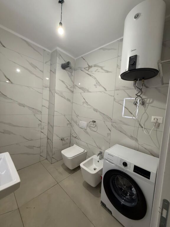 Apartament 1+1 per qera Bulevardi i ri !