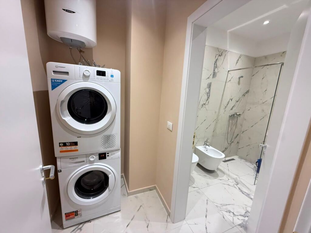 Appartamento in Affitto 1+1+Posto Auto a Lapraka (ID B2101900) Tirana