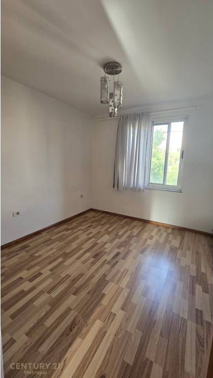 APARTAMENT 2+1 📍 PËRBALLË "HARRY FULTZ"! 13,000,000 Lekë