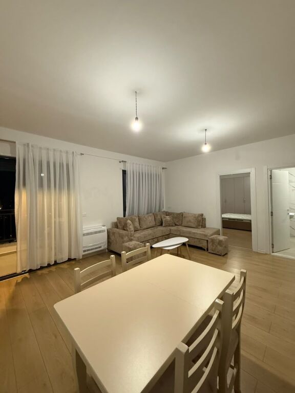 Apartament 1+1 per qera Bulevardi i ri !