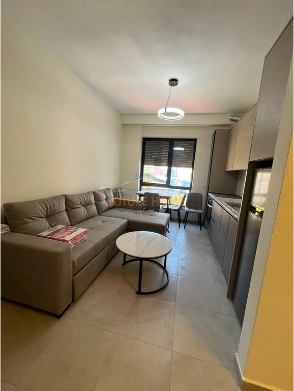 JEPET ME QIRA APARTAMENT 1+1+ POST PARKIMI , SELVIA, TIRANE