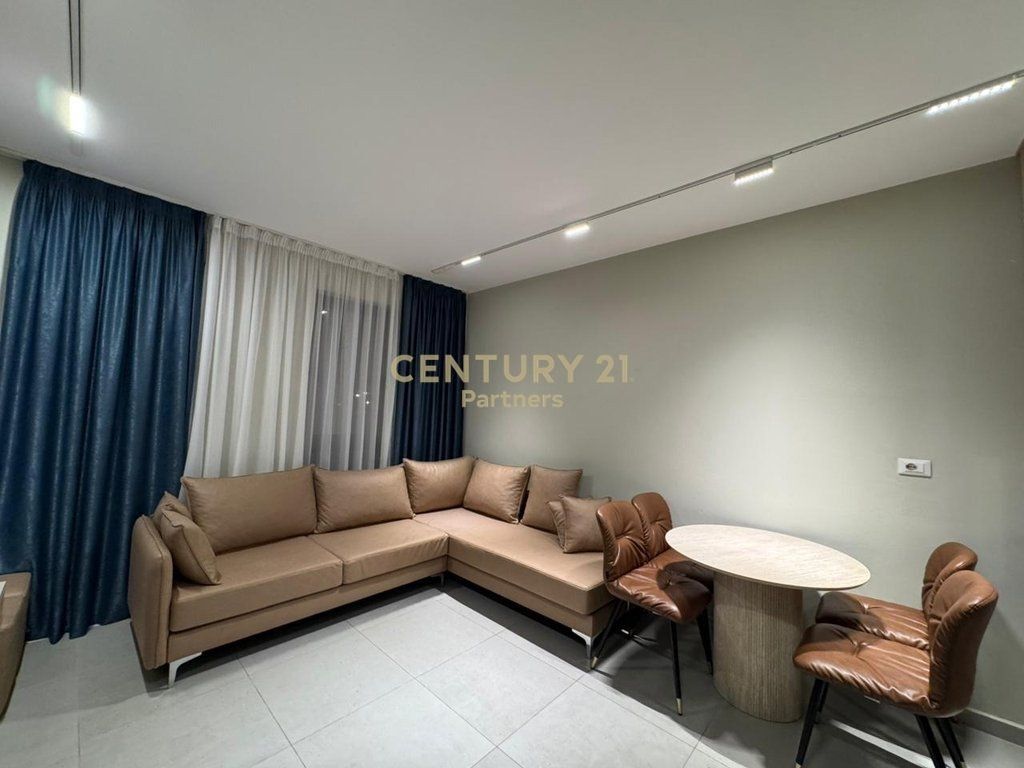 AFFITTASI APPARTAMENTO 1+1 A UNAZE TE RE!! /Mese 55.000 Lek /Mese