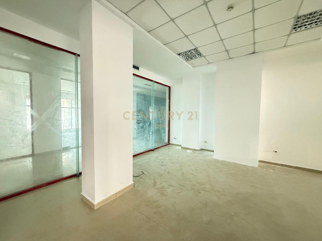 Commercial Space for Sale in Vollga, Durres - 65,000€ | 55 m²