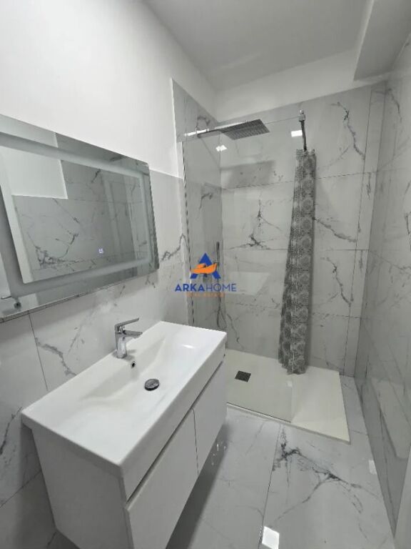 AFFITTASI APPARTAMENTO 3+1+BALCONE " DON BOSCO " 750 EURO