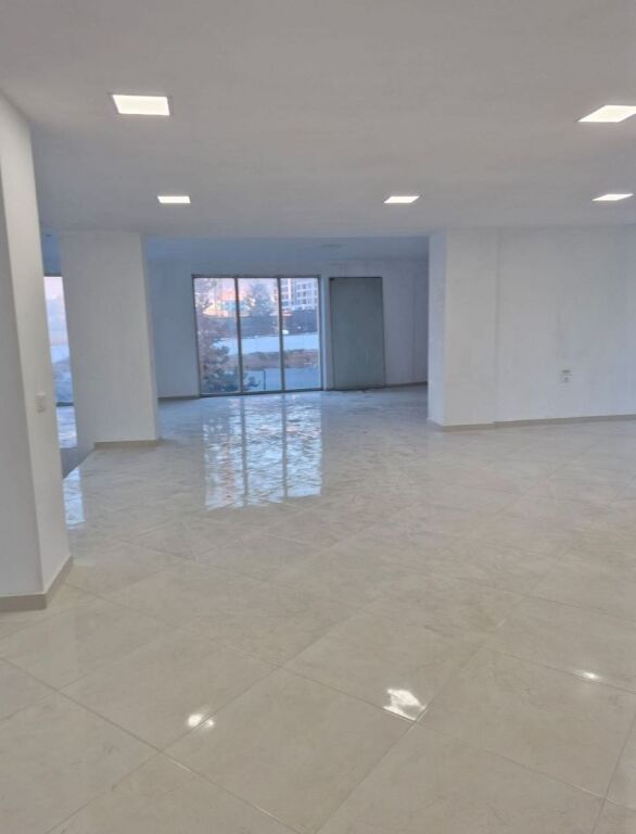 DUPLEX 260,000 LEKE VIA JORDAN MISJA