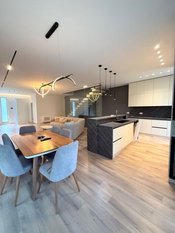 LUXURY VILLA FOR RENT NEAR TEG