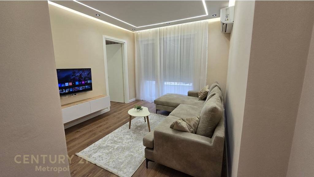 Apartament 1+1 me Qera, Rruga Mine Peza, Donika Center