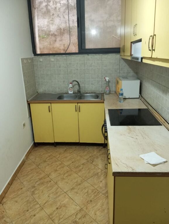APPARTAMENTO 1+1 30,000 LEKE EX MERCATO ELETTRICO