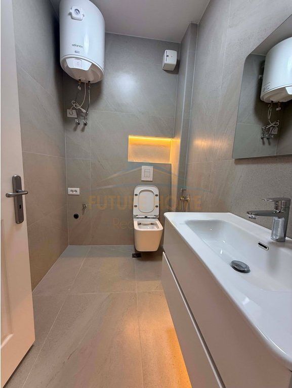 Shitet Apartament 2+1+2, Unaza e Re
