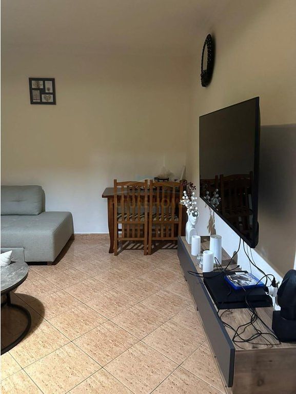 Apartment 1+1 for sale, Yzberisht