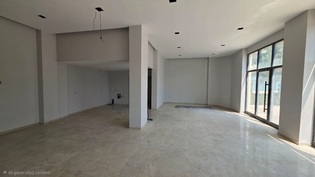SHOP FOR RENT NEAR THE RED CROSS – VLORË 📍
