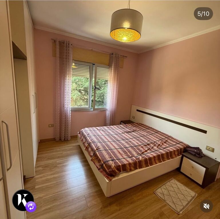 2+1, with parking, peti street dry lake, 800 euros negotiable

