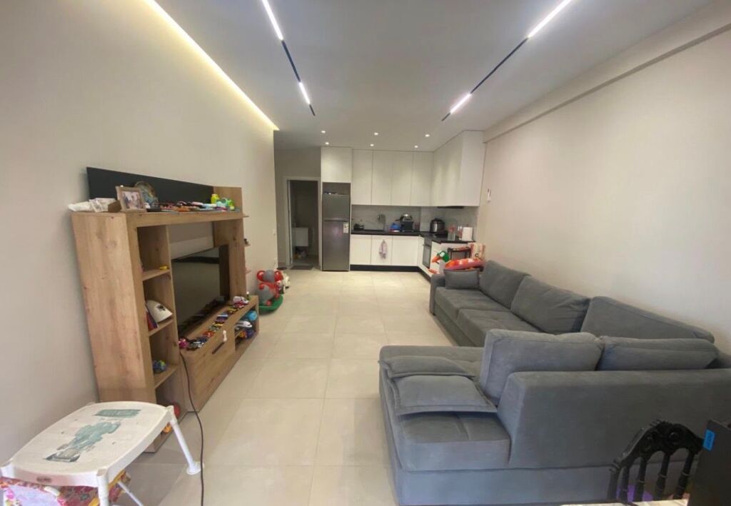 1+1 apartment for rent at Concord Center!
