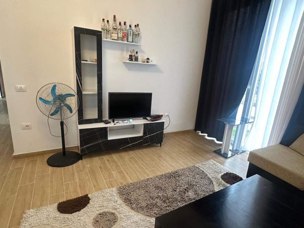 In affitto 2+1 Astir Tudas 50,000 leke
