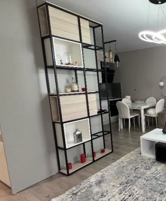 Jepet apartament 1+1 me qira tek Rezidenca Siri , Rruga Siri Kodra , ish Stacioni i Trenit , Bulevardi i Ri .