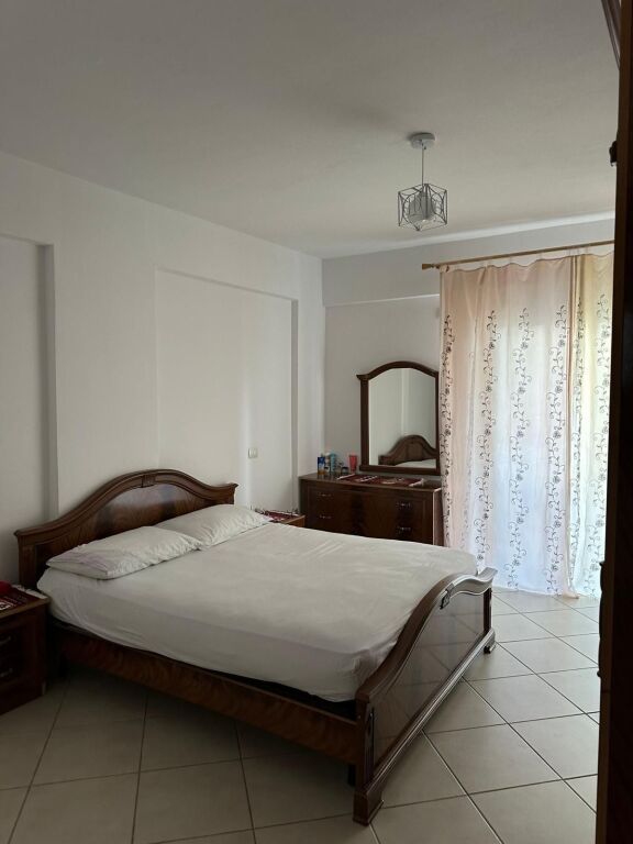 Apartament 2+1+2 ne Shitje,Lungomare prane Hannover,Vlore