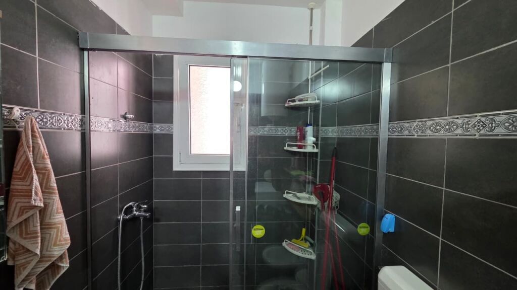 Appartamento 2+1 in affitto, vicino a Bolv Oil, via Pelivan Leskaj, Vlore
